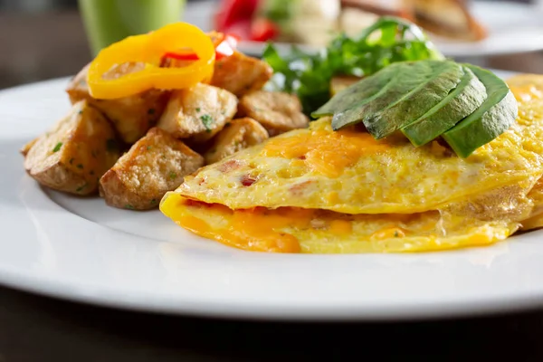 View Omelet Plate Side Roasted Potatoes — Stock Photo, Image