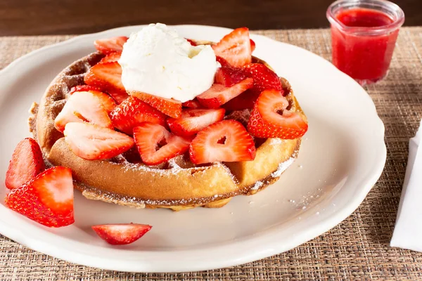 View Strawberry Belgian Waffle Plate — Stock Photo, Image
