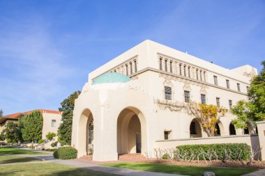 Pasadena, California, ABD - 01-31-2020: Kaliforniya Teknoloji Enstitüsü 'ndeki William G. Kerckhoff Laboratuvarlarının kuruluş görüntüleri.