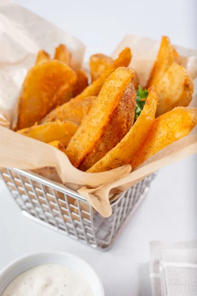 View Basket Seasoned Potato Wedges — Stock Photo, Image
