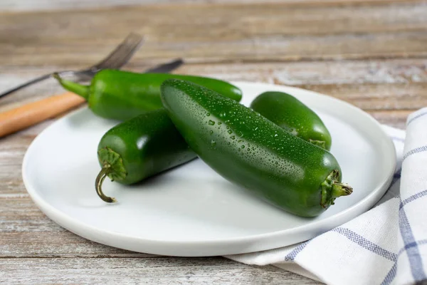 View Plate Fresh Green Jalapeno Peppers — Photo