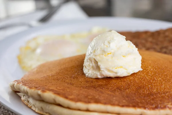 Closeup View Stack Pancakes Dollop Whipped Butter Top — Stockfoto