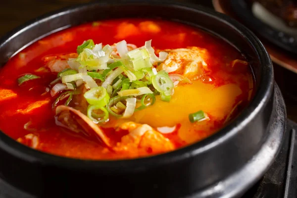 Bir kase tofu çorbası..