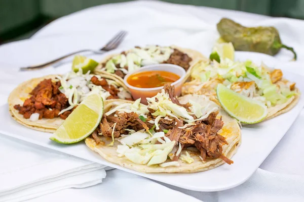 View Plate Street Tacos — Foto de Stock