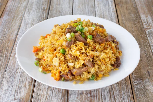 View Plate Beef Fried Rice — Φωτογραφία Αρχείου