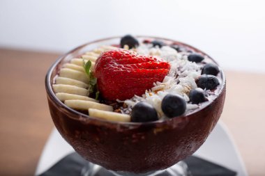 Bir akai kasesinin yakın çekim görüntüsü..