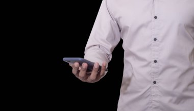 Teknoloji çağı, modern çağda teknoloji kullanımı, internet ağı ile bağlantı, internet ile iletişim, dünya çapında sınır tanımadan iletişim.