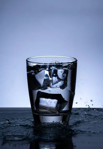 Image Pouring Drinking Water Glass Makes One Feel Refreshed Blurred — Stock Photo, Image