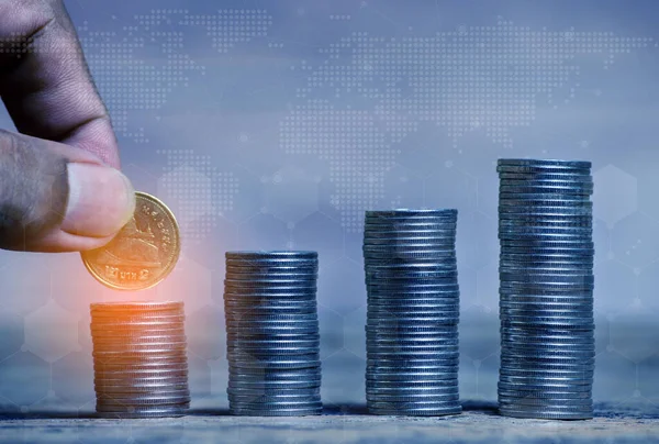 Investor saving concept, Online Investment Savings, Online Stock Investors, Internet Financial Transactions, Save Monney for Investors Using Internet to Trade Stocks or Trade Fund