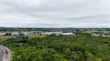 Ennis, İrlanda 'nın Clare ilçesine bağlı bir beldedir.