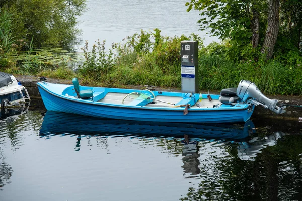 Killaloe Ireland July 2022 Small Boat Floating Dock River Shannon — Fotografia de Stock