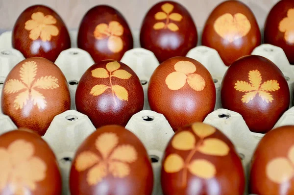Close Ovos Páscoa Tingidos Com Peles Cebola — Fotografia de Stock