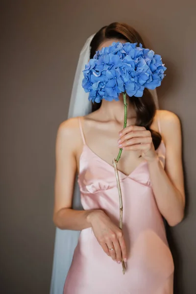 Elegant Bröllop Bukett Färska Naturliga Blommor Och Grönska — Stockfoto