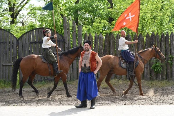 Запорожские Казаки Запорожской Армии Национальных Костюмах Лошадях — стоковое фото