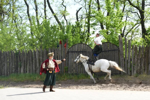 Zaporozhye Kozakken Uit Het Zaporozhye Leger Nationale Kostuums Paard — Stockfoto