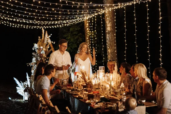 Evening Wedding Family Dinner Forest Light Bulbs Candles —  Fotos de Stock