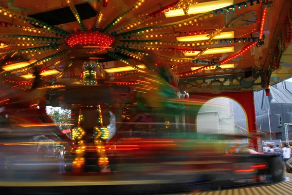 Rörelse Suddig Bild Karusell För Barn Liborikirmes Paderborn Nrw Tyskland — Stockfoto