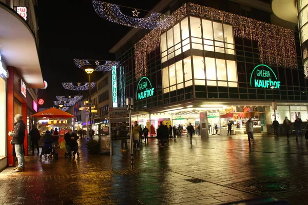 December 2021 Paderborn North Rhine Westphalia Germany Shopping Street Kaufhof — ストック写真