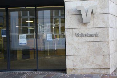 Paderborn, Kuzey Ren Westphalia, Almanya, 18 Kasım 2020, Paderborn 'daki Volksbank' a giriş.,