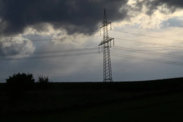 Sötét Felhők Egy Elektromos Vezeték Felett Amely Észak Rajna Vesztfália — Stock Fotó