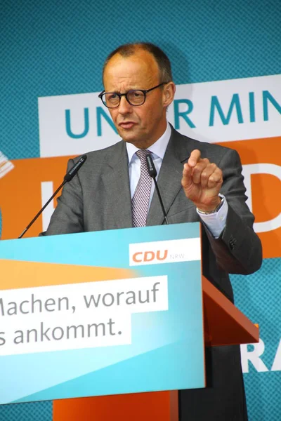 Paderborn, Nrw, Almanya, Mayıs, 04. 2022; Cdu - Parti genel başkanı Friedrich Merz bir seçim kampanyasında konuşma yaptı.,