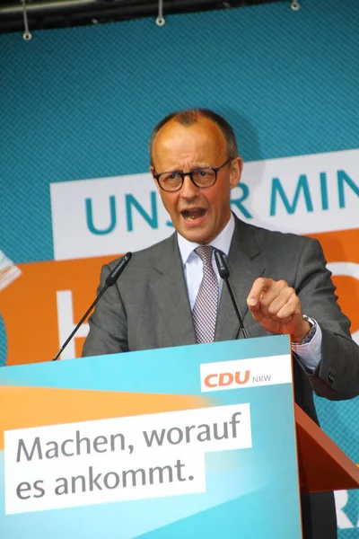 Paderborn, Nrw, Almanya, Mayıs, 04. 2022; Cdu - Parti genel başkanı Friedrich Merz bir seçim kampanyasında konuşma yaptı.,