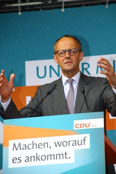 Paderborn, Nrw, Almanya, Mayıs, 04. 2022; Cdu - Parti genel başkanı Friedrich Merz bir seçim kampanyasında konuşma yaptı.,