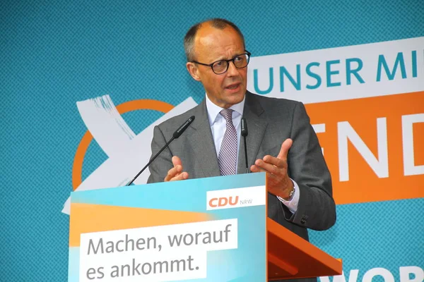 Paderborn, Nrw, Almanya, Mayıs, 04. 2022; Cdu - Parti genel başkanı Friedrich Merz bir seçim kampanyasında konuşma yaptı.,