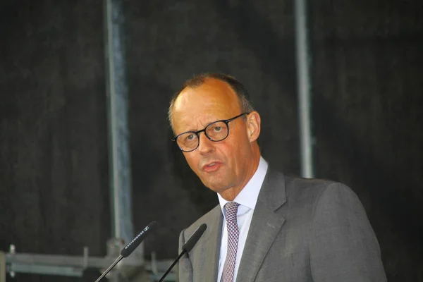 Paderborn, Nrw, Almanya, Mayıs, 04. 2022; Cdu - Parti genel başkanı Friedrich Merz bir seçim kampanyasında konuşma yaptı.,