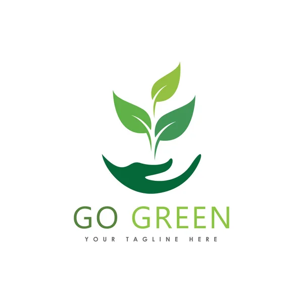 Green Eco Tree Leaf Logo Template Design — Stock Vector