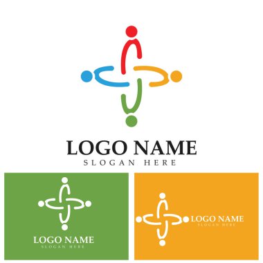 Renkli insanların dairesel bir şekilde bulunduğu topluluk logosu tasarımı. Takım çalışması dayanışmasının sembolü. İnsan konsept vektör çizim şirketi sosyal ağ forumunu markalaştırıyor