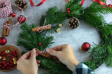 Noel çelengi, dekorasyon malzemeleri, diy