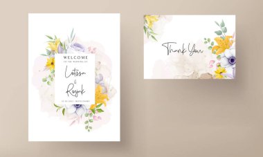 Güzel el çizimi çiçek davetiyesi şablonu