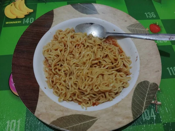 Fried Noodles White Plate — Fotografia de Stock