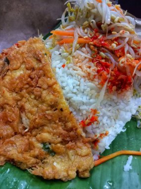 rice and chicken for lunch at the office