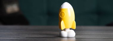 Masada küçük bir roket var. konsept başlangıcı