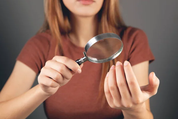 Woman Looking Her Nails Magnifying Glass — Stock Photo, Image