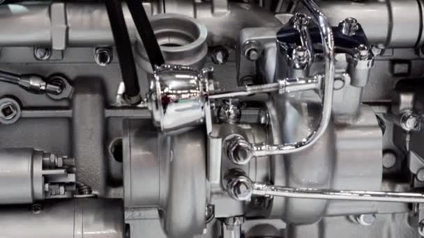 Close-up van een automotor. — Stockvideo