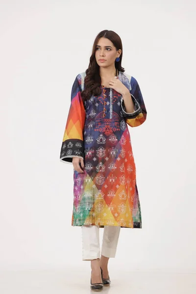 Пакистанский Костюм Шалвара Камиза Дупаттой Пакистанской Модели Показывается Платье Стилем — стоковое фото