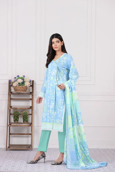 Traje Shalwar Kameez Paquistaní Con Dupatta Modelo Paquistaní Muestra Vestido —  Fotos de Stock