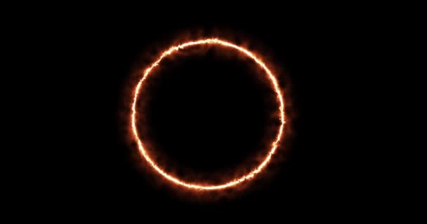Anneau rouge jaune vif sur fond noir. Cercle abstrait de flamme solaire. Un anneau de feu brûlant est apparu progressivement et une brûlure constante dans un cercle. Graphiques 4k animés, dessin animé, mode superposition — Video