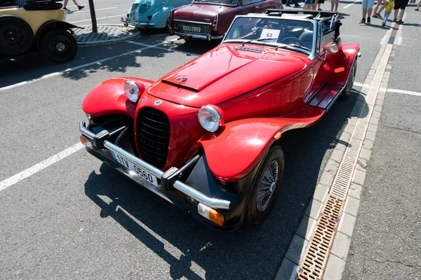 Ostrava Tchecoslováquia 2022 Tiro Frontal Alto Ângulo Carro Veterano Conversível — Fotografia de Stock