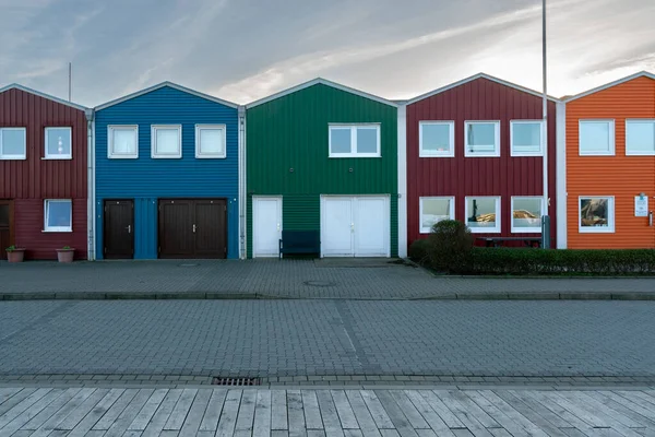 Helgoland Γερμανία 2022 Παραδοσιακά Πολύχρωμα Σπίτια Στο Λιμάνι Της Helgoland — Φωτογραφία Αρχείου