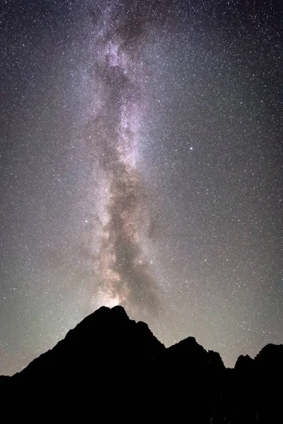 Colorful Milky Way Mountain Silhouette Shaped Volcano Vertical Shot Slovakia — Foto Stock