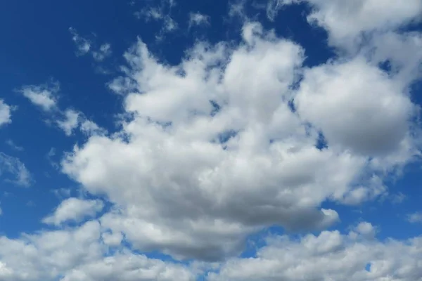 Nuvens Fofas Cúmulo Bonito Fundo Céu Azul — Fotografia de Stock