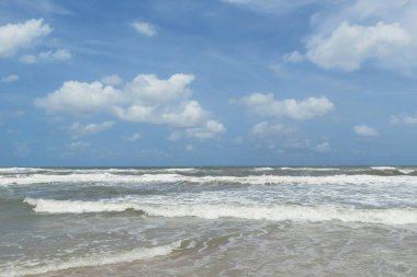 Florida sahilinde güzel okyanus ve gökyüzü manzarası