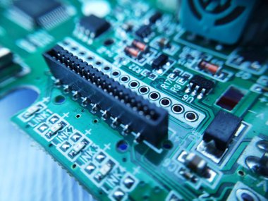 Edge PCB Kart bağlantısının yakın plan görüntüsü. Elektronik bileşen makro fotoğraf.