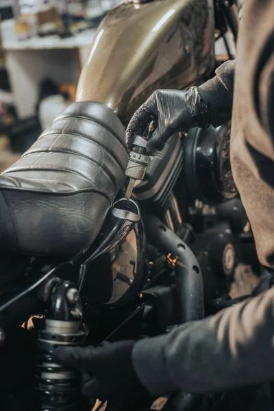 Motosiklet Tamircisi Helikopter Kruvazörü 