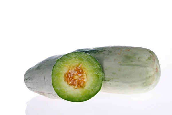 Melon Białym Tle Strzał Bliskiej Odległości — Zdjęcie stockowe