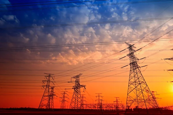 Pilón Momento Puesta Del Sol Equipo Energía Eléctrica — Foto de Stock